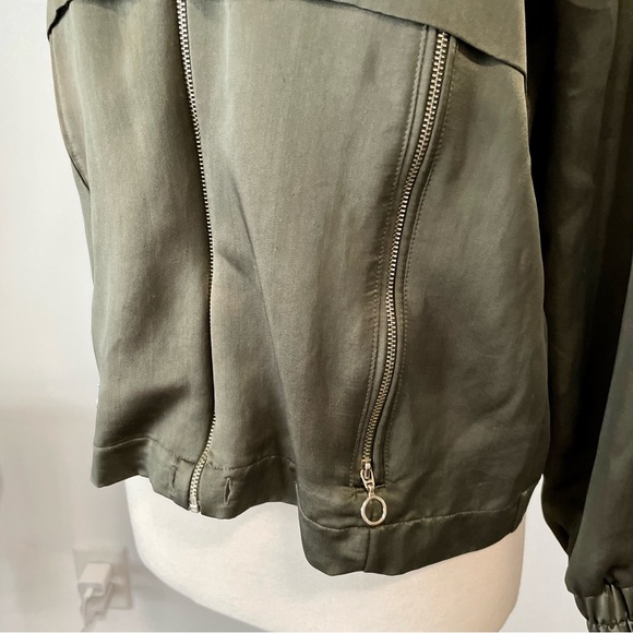 Zara Green Satin Bomber - Picture 8 of 8